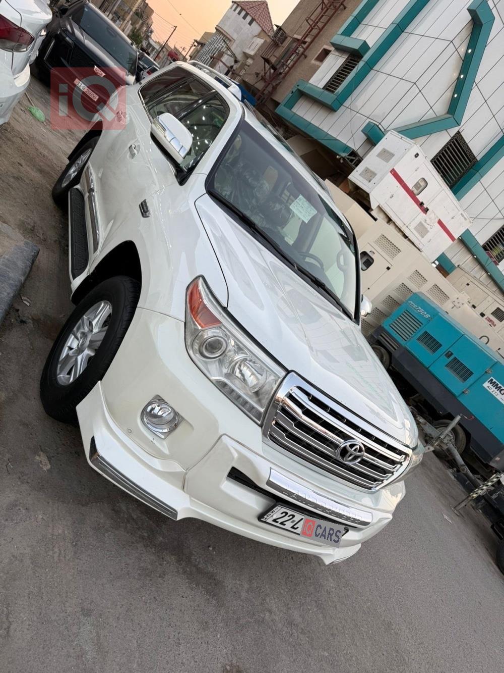 تويوتا لاندكروزر